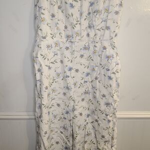Old Navy White Floral Romper. Size M
